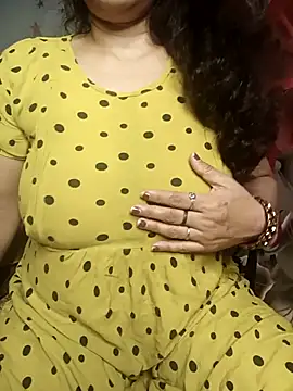 Snapshot of Sneha_gril chatting on November 11, 2025, 2:01 pm Sneha gril online show from November 11, 2025, 2:01 pm