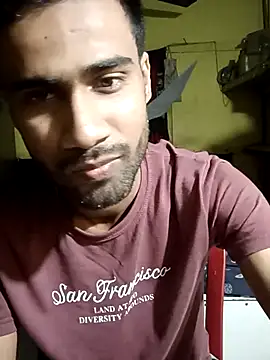 Snapshot of Skinny_Bigass_23 chatting on March 9, 2025, 6:21 pm Skinny Bigass 23 online show from March 9, 2025, 6:21 pm