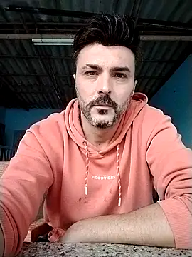 hot man eray online show from November 2, 2025, 2:44 pm