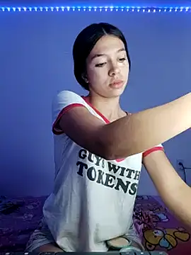 Snapshot of Aaliyah_Salma chatting on March 11, 2025, 11:37 pm Aaliyah Salma online show from March 11, 2025, 11:37 pm