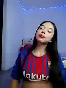 Snapshot of Aaliyah_Salma chatting on March 7, 2025, 4:24 am Aaliyah Salma online show from March 7, 2025, 4:24 am