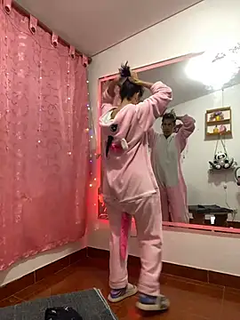 Goddess-Love- online show from February 15, 2026, 9:19 am