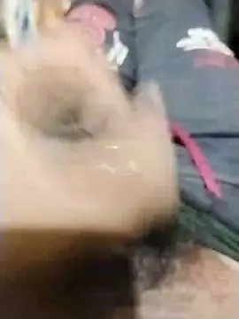 Snapshot of Muscular02 chatting on February 18, 2025, 12:06 pm Muscular02 online show from February 18, 2025, 12:06 pm