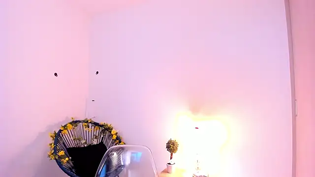  Sam sexy  online show from March 4, 2025, 6:07 pm