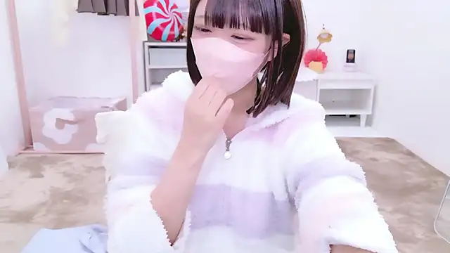 Snapshot of aki_zzz chatting on February 2, 2026, 8:08 pm aki zzz online show from February 2, 2026, 8:08 pm