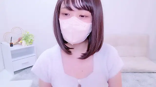 Snapshot of aki_zzz chatting on December 8, 2024, 5:44 pm aki zzz online show from December 8, 2024, 5:44 pm