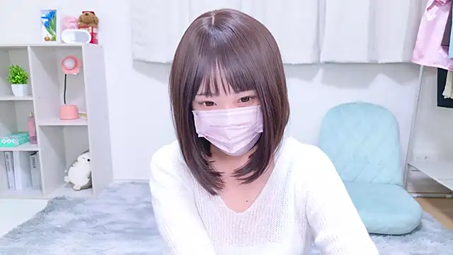 Snapshot of aki_zzz chatting on February 1, 2025, 7:15 am aki zzz online show from February 1, 2025, 7:15 am