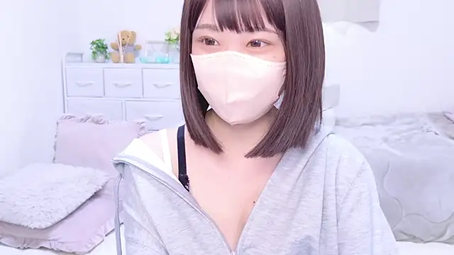Snapshot of aki_zzz chatting on March 1, 2025, 5:09 am aki zzz online show from March 1, 2025, 5:09 am