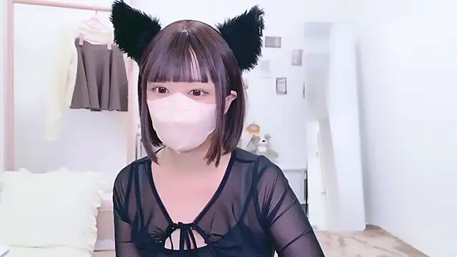 Snapshot of aki_zzz chatting on November 30, 2025, 4:46 am aki zzz online show from November 30, 2025, 4:46 am