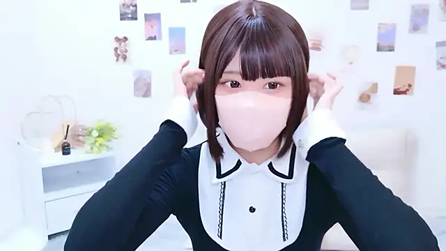Snapshot of aki_zzz chatting on October 11, 2025, 12:55 am aki zzz online show from October 11, 2025, 12:55 am