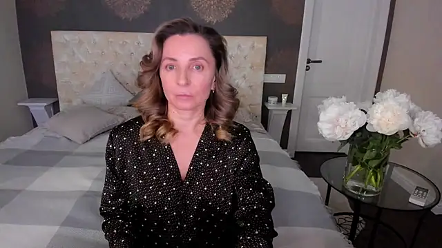 AllisonWilliams online show from November 18, 2025, 4:54 pm