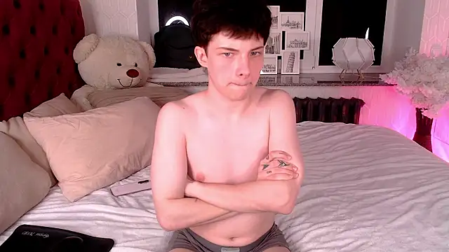 Snapshot of iwillfall chatting on March 4, 2026, 12:29 am iwillfall online show from March 4, 2026, 12:29 am