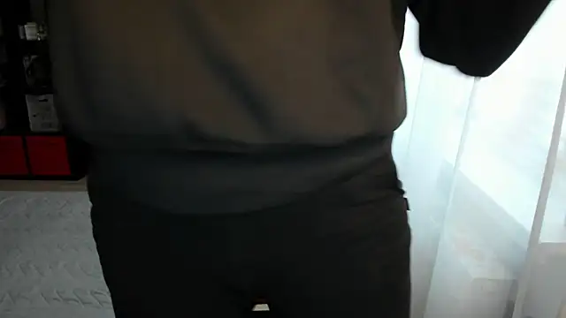 Snapshot of MollyCheiz chatting on November 4, 2025, 8:51 am MollyCheiz online show from November 4, 2025, 8:51 am