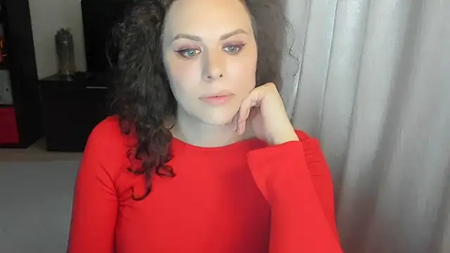 Snapshot of MollyCheiz chatting on June 15, 2026, 4:28 pm MollyCheiz online show from June 15, 2026, 4:28 pm
