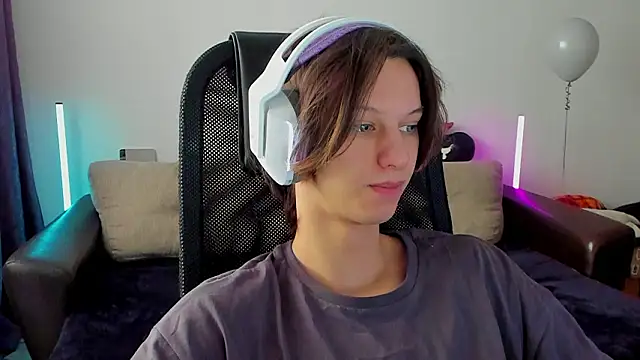 Ostin meow online show from January 18, 2026, 9:24 am