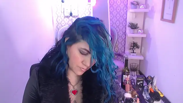 scarleth blue online show from October 22, 2025, 3:06 am