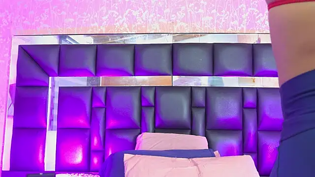 Snapshot of canela_oss chatting on October 26, 2025, 12:05 pm canela oss online show from October 26, 2025, 12:05 pm