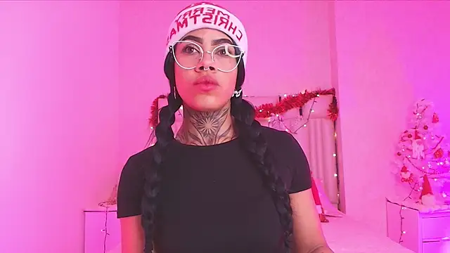 Snapshot of canela_oss chatting on November 26, 2025, 11:54 am canela oss online show from November 26, 2025, 11:54 am