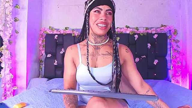 Snapshot of canela_oss chatting on September 16, 2025, 12:06 pm canela oss online show from September 16, 2025, 12:06 pm