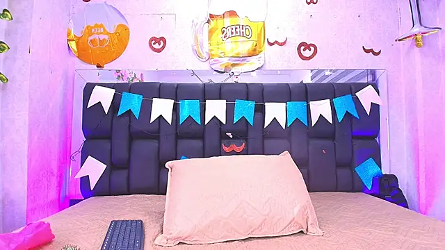 Snapshot of canela_oss chatting on September 25, 2025, 12:00 pm canela oss online show from September 25, 2025, 12:00 pm