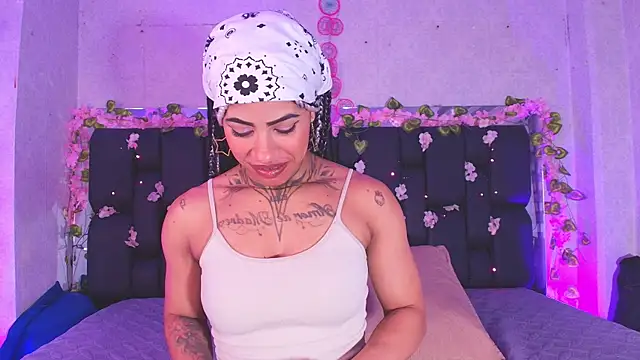 Snapshot of canela_oss chatting on September 19, 2025, 12:09 pm canela oss online show from September 19, 2025, 12:09 pm