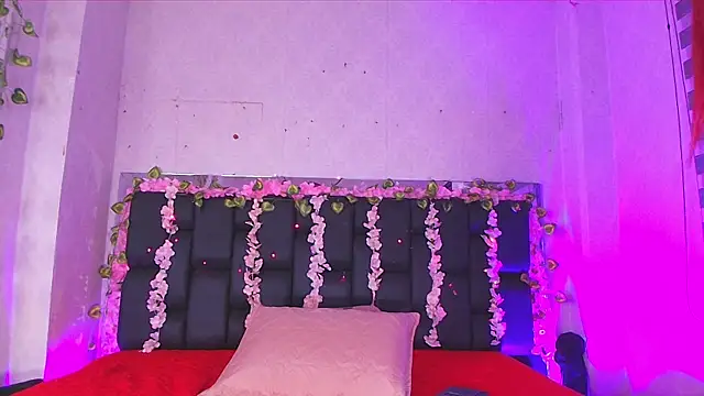 Snapshot of canela_oss chatting on October 7, 2025, 12:06 pm canela oss online show from October 7, 2025, 12:06 pm