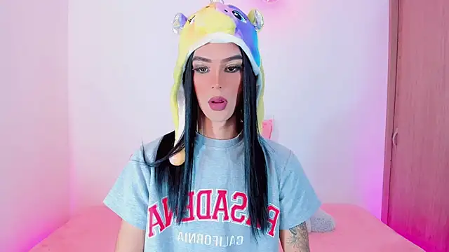 Snapshot of Ashley_Reminton chatting on March 2, 2025, 10:58 am Ashley Reminton online show from March 2, 2025, 10:58 am