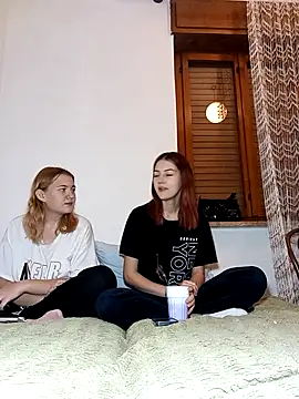 ella grays online show from October 17, 2025, 5:48 pm