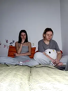 ella grays online show from March 18, 2026, 6:53 pm