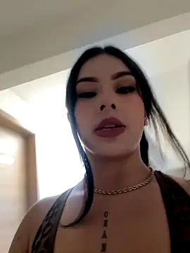 Snapshot of EymiCuper chatting on September 24, 2025, 6:14 pm EymiCuper online show from September 24, 2025, 6:14 pm