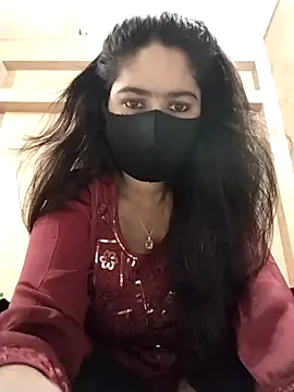 Magical Girl- online show from November 11, 2025, 3:56 am