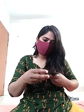 Magical Girl- online show from April 9, 2026, 4:47 am