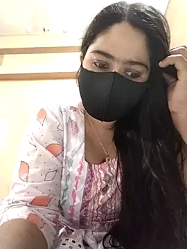 Magical Girl- online show from October 25, 2025, 3:49 am