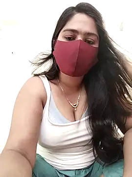 Magical Girl- online show from April 14, 2026, 4:50 am