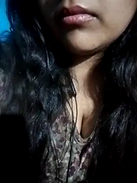 Love-Veronica online show from February 8, 2026, 8:28 pm