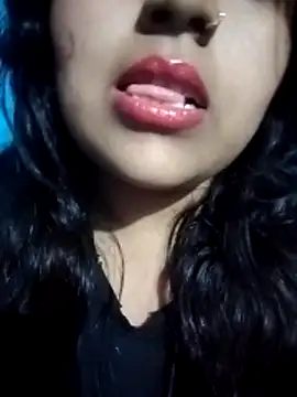 Love-Veronica online show from February 6, 2026, 6:37 pm