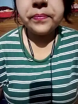 Snapshot of Love-Veronica chatting on April 28, 2026, 1:48 pm Love-Veronica online show from April 28, 2026, 1:48 pm