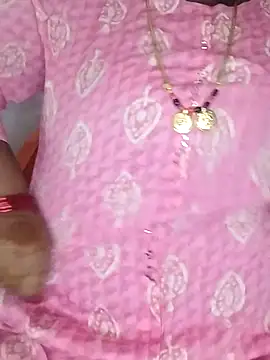 Sexy Radhikaa online show from October 31, 2025, 1:24 am