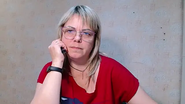 sweetsunset11 online show from November 4, 2025, 2:10 pm