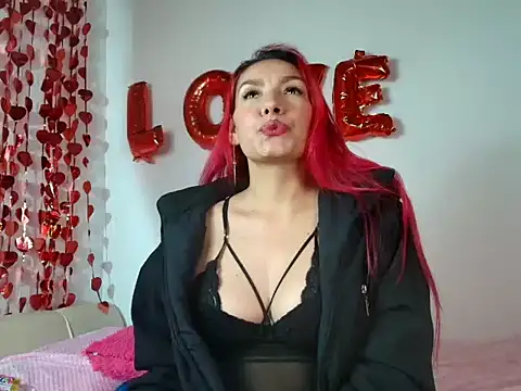 Carol love0411 online show from March 7, 2025, 2:04 am