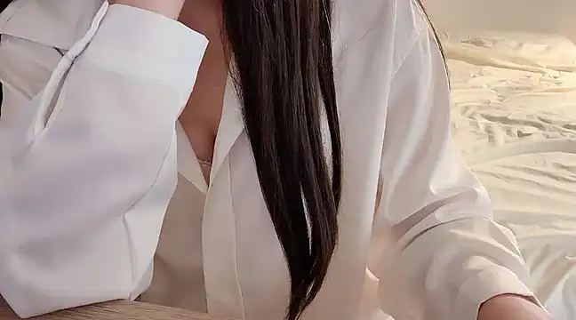 yuyum651 online show from March 1, 2025, 4:11 pm