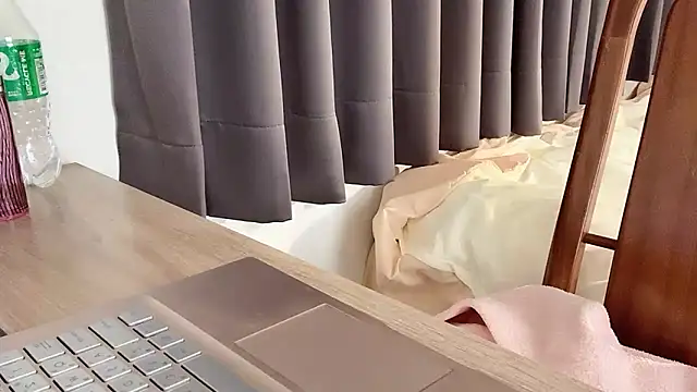 yuyum651 online show from January 11, 2025, 2:36 pm