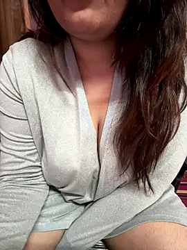 Snapshot of _nishalove19 chatting on November 20, 2025, 7:14 pm nishalove19 online show from November 20, 2025, 7:14 pm