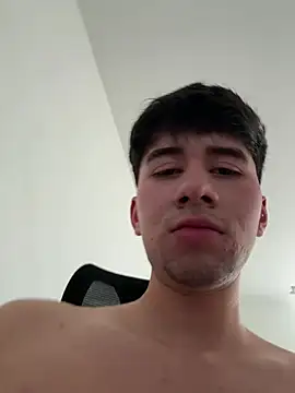Snapshot of Whike_Dark chatting on April 8, 2026, 10:33 pm Whike Dark online show from April 8, 2026, 10:33 pm