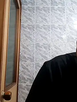 Naomy veracruz  online show from March 12, 2026, 11:03 am