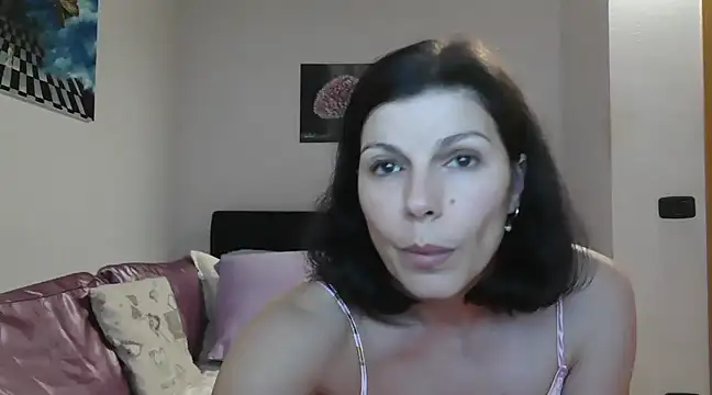 Snapshot of MISXY chatting on January 28, 2025, 7:10 pm MISXY online show from January 28, 2025, 7:10 pm