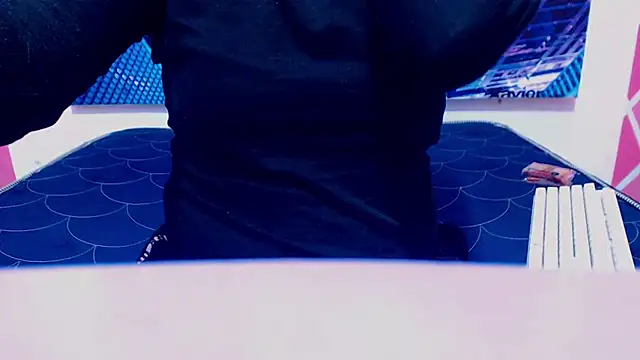 XxMiaSexxyHotxX online show from October 30, 2025, 2:54 am