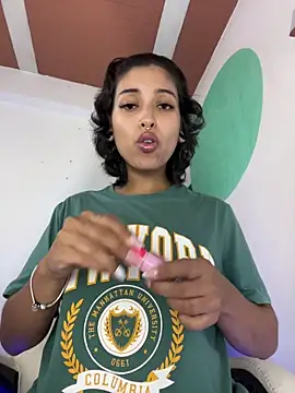 LollaByer online show from April 18, 2026, 9:37 pm