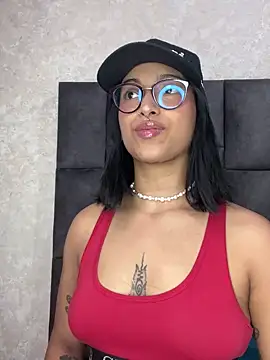 LollaByer online show from March 14, 2025, 9:10 pm