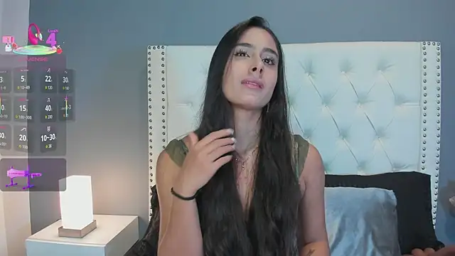 Snapshot of Julia_Martinez_ chatting on September 12, 2025, 11:32 am Julia Martinez online show from September 12, 2025, 11:32 am